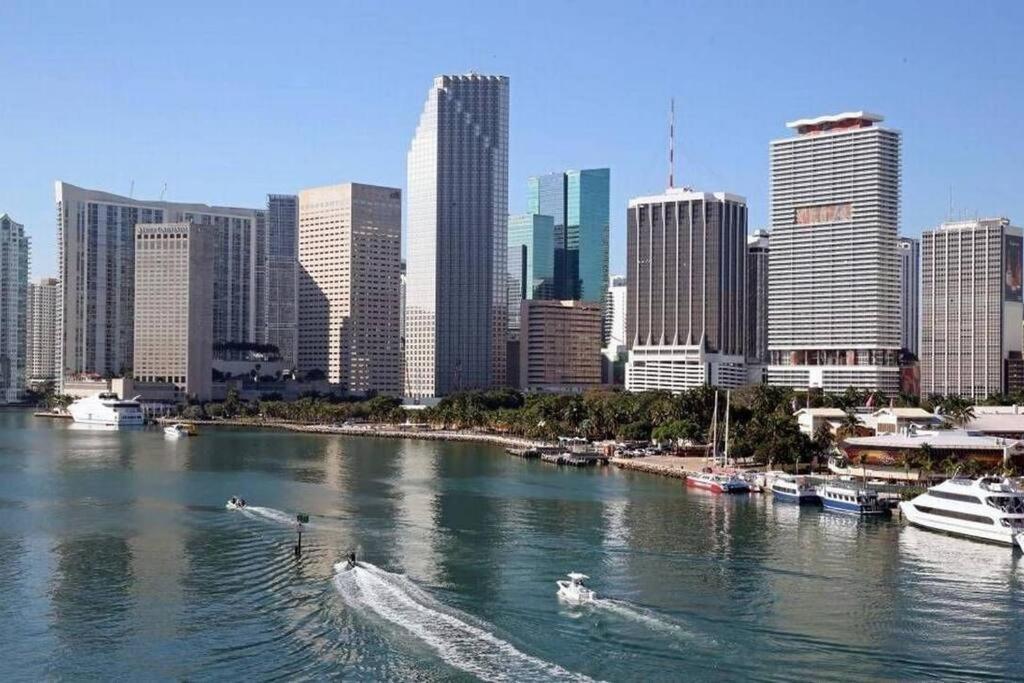 My Lovely Home In Miami 15 Minutes From The Beach Dış mekan fotoğraf